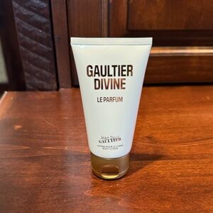 Jean Paul Gaultier Divine Body Lotion - Cream and Gold